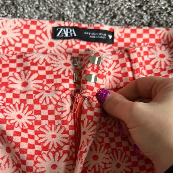 Zara Pastel Red/Coral and Cream Checkered Floral Flare Pants size small - Picture 8 of 10